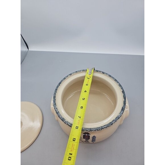 Home & Garden Party Birdhouse Bean Pot with Handles with Lid Stoneware - Picture 4 of 9
